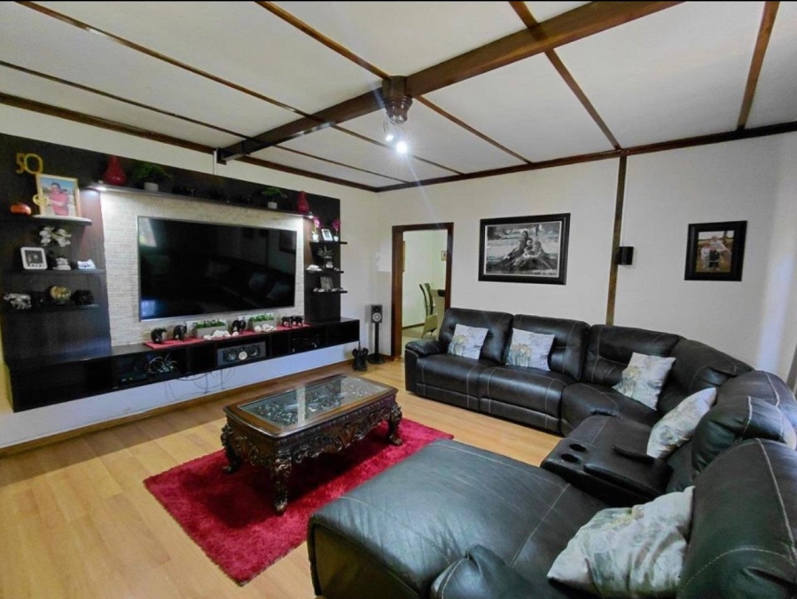 3 Bedroom Property for Sale in Jan Cillierspark Free State